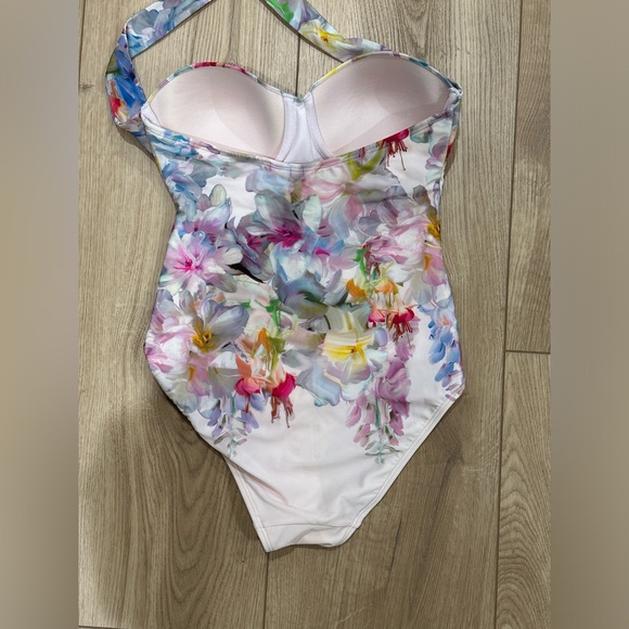 Ted Baker London swimsuit. - Picture 2 of 3